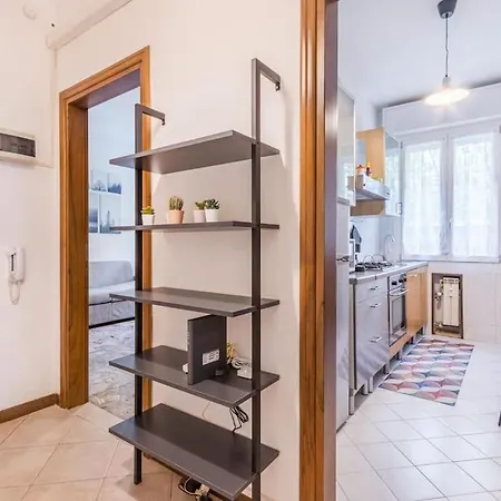 Famileisure Near Policlinico & Appartement *