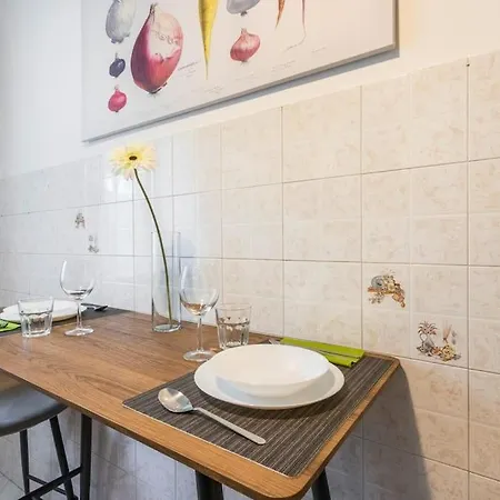 Apartamento Famileisure Near Policlinico & Módena