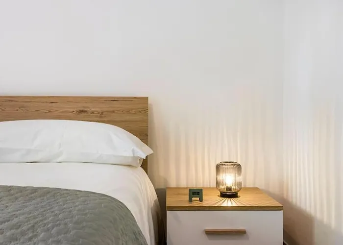 Famileisure Near Policlinico & *