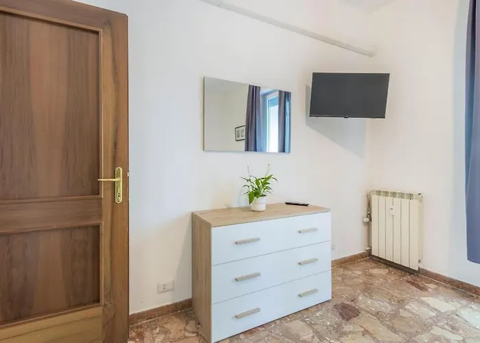 公寓 Famileisure Near Policlinico & *